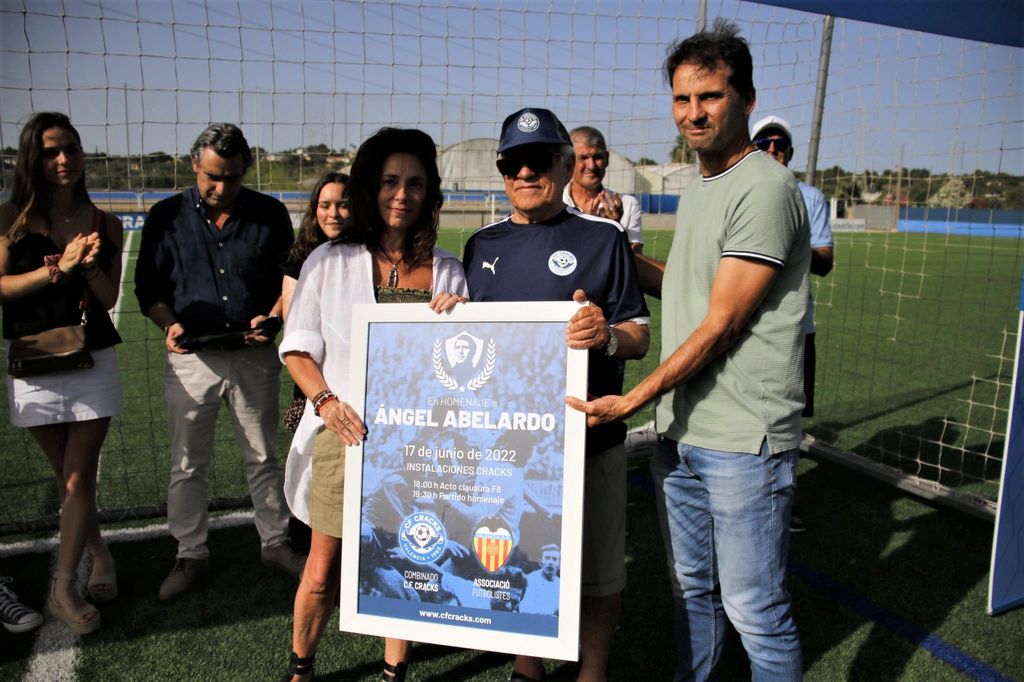 homenaje ANGEL ABELARDO Asociacion futbolistas Valencia CF