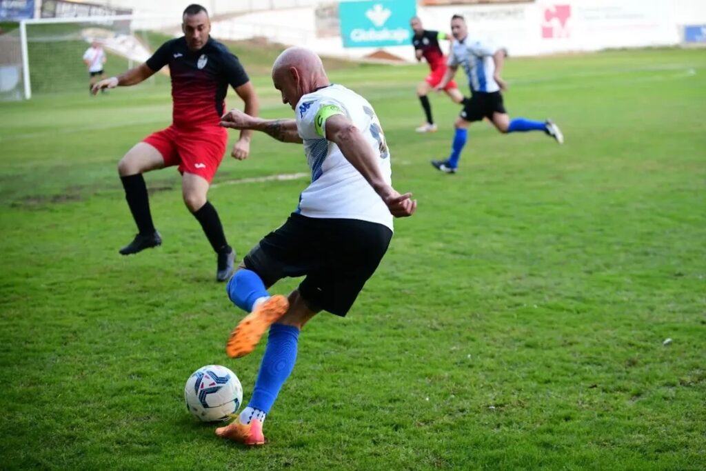 Los Veteranos del Hércules CF en la VII Edición del "Memorial Fran Ballesteros"