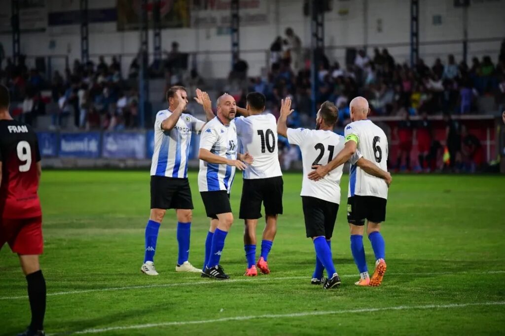 Los Veteranos del Hércules CF en la VII Edición del "Memorial Fran Ballesteros"