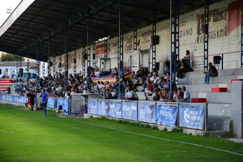 Los Veteranos del Hércules CF en la VII Edición del "Memorial Fran Ballesteros"