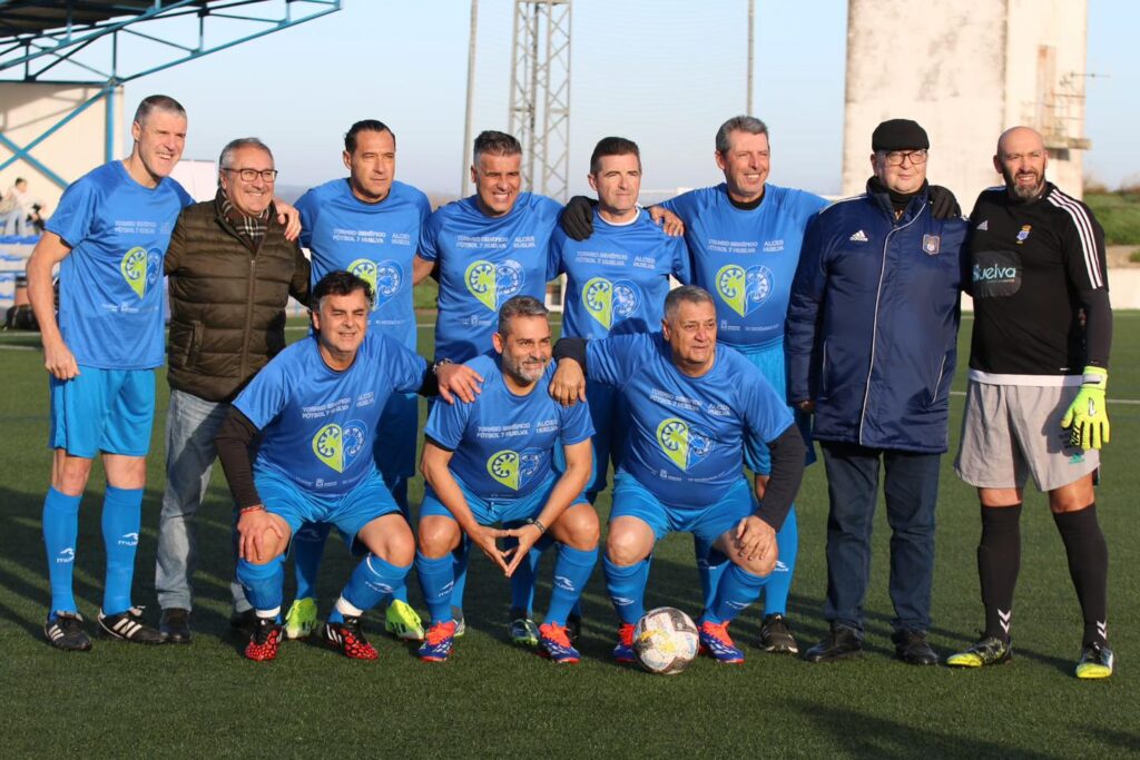 Trofeo Benéfico ALCER Huelva con la participación de los veteranos del Real Club Recreativo de Huelva