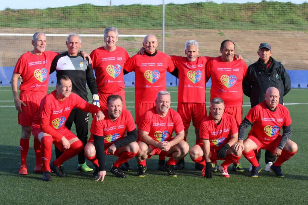 Trofeo Benéfico ALCER Huelva con la participación de los veteranos del Real Club Recreativo de Huelva