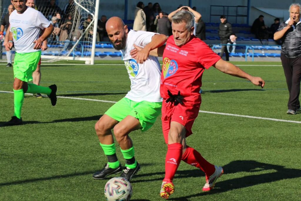 Trofeo Benéfico ALCER Huelva con la participación de los veteranos del Real Club Recreativo de Huelva