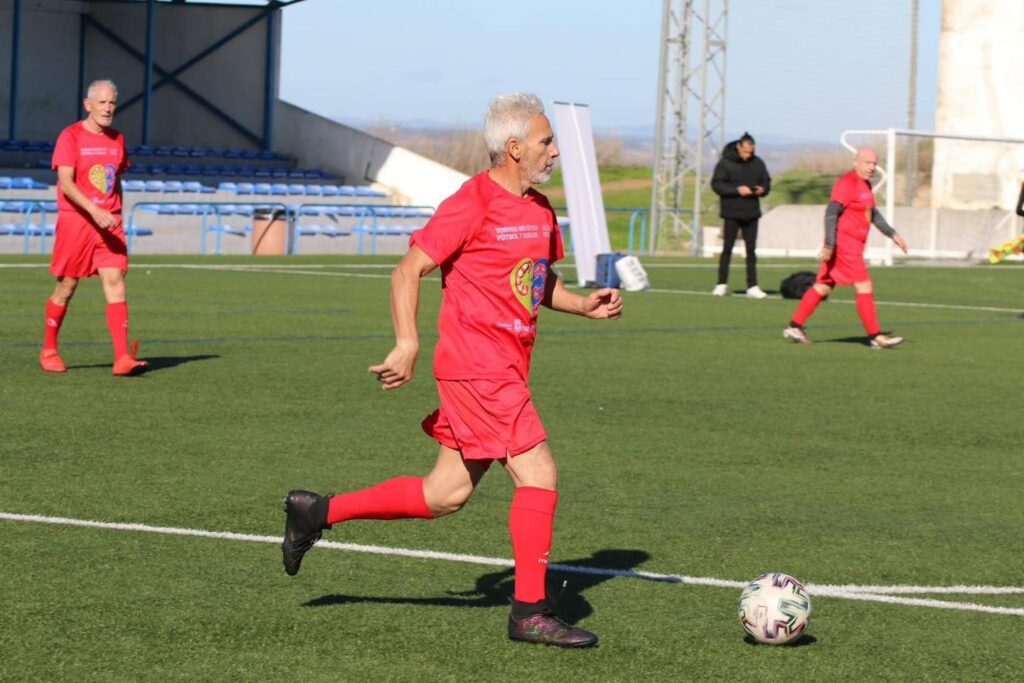 Trofeo Benéfico ALCER Huelva con la participación de los veteranos del Real Club Recreativo de Huelva