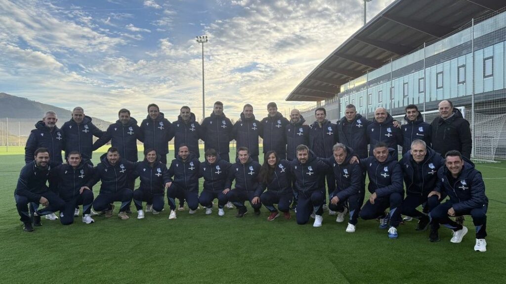 El Trofeo Internacional Leyendas del Fútbol contra el Racismo y la Discriminación reunió a los veteranos de la SD Eibar, Athletic, Real Sociedad y FC ONU