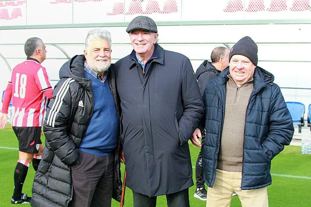 El Trofeo Internacional Leyendas del Fútbol contra el Racismo y la Discriminación reunió a los veteranos de la SD Eibar, Athletic, Real Sociedad y FC ONU